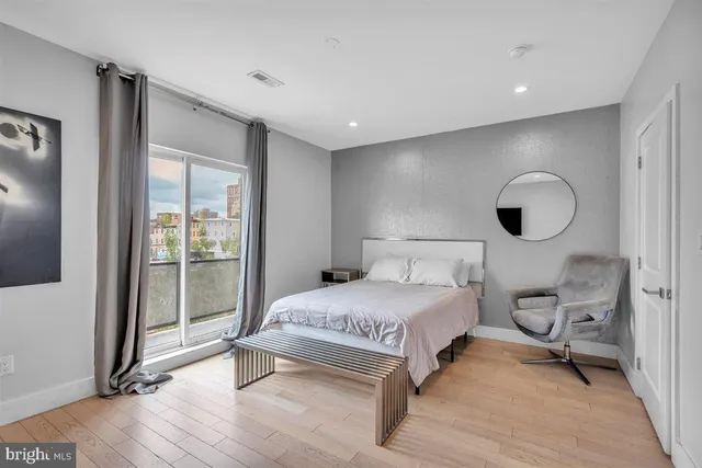 $849,900 | 1005 North Marshall Street, Philadelphia, PA 19123