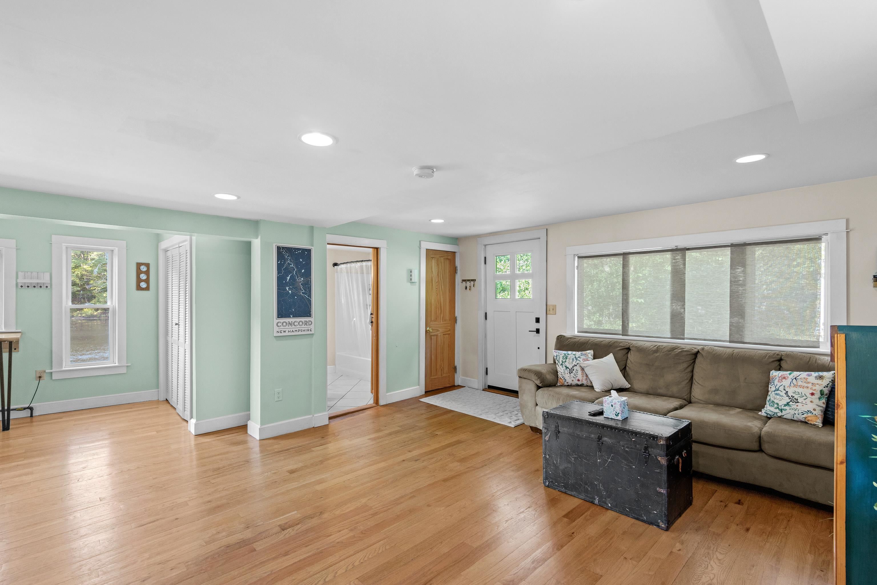 64 River Road Concord, NH 03303 - Photo 8 of 40