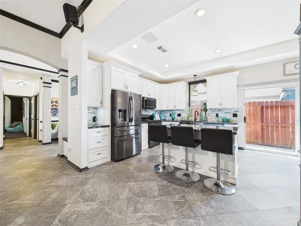 $2,950 | 203 Las Brisas Street, Kemah, TX 77565