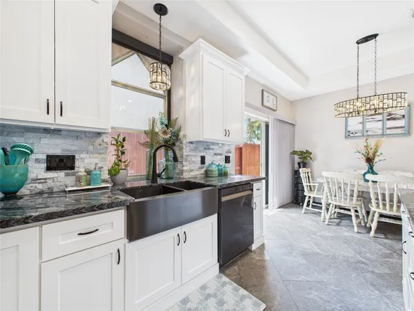 $2,950 | 203 Las Brisas Street, Kemah, TX 77565