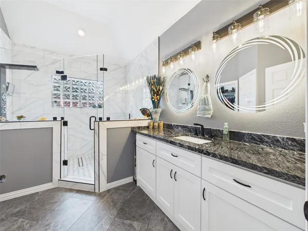 $2,950 | 203 Las Brisas Street, Kemah, TX 77565