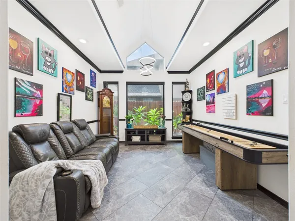 $2,950 | 203 Las Brisas Street, Kemah, TX 77565