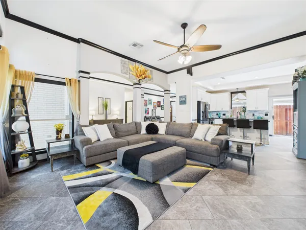 $2,950 | 203 Las Brisas Street, Kemah, TX 77565