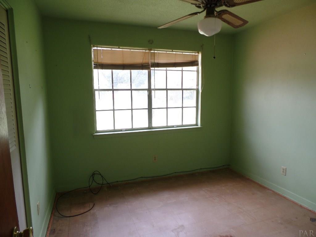 6510 Hampton Road Pensacola, FL 32505 - Photo 11 of 21