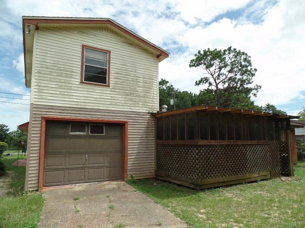 6510 Hampton Road Pensacola, FL 32505 - Photo 3 of 21