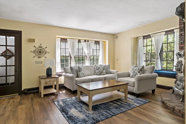 $737,500 | 68 Squaw's Path, Wareham, MA 02558