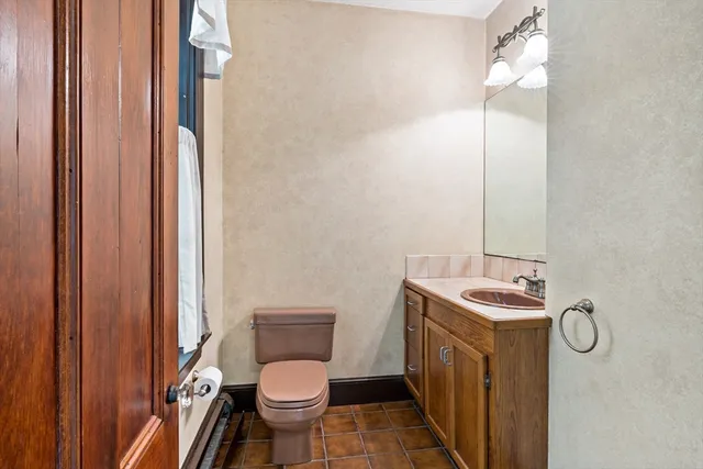 $737,500 | 68 Squaw's Path, Wareham, MA 02558