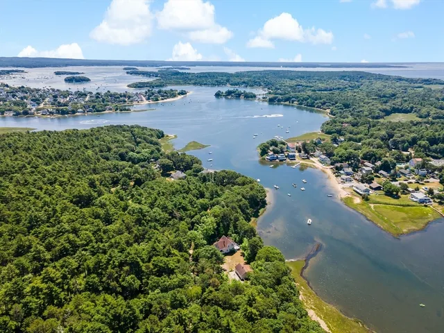 $737,500 | 68 Squaw's Path, Wareham, MA 02558