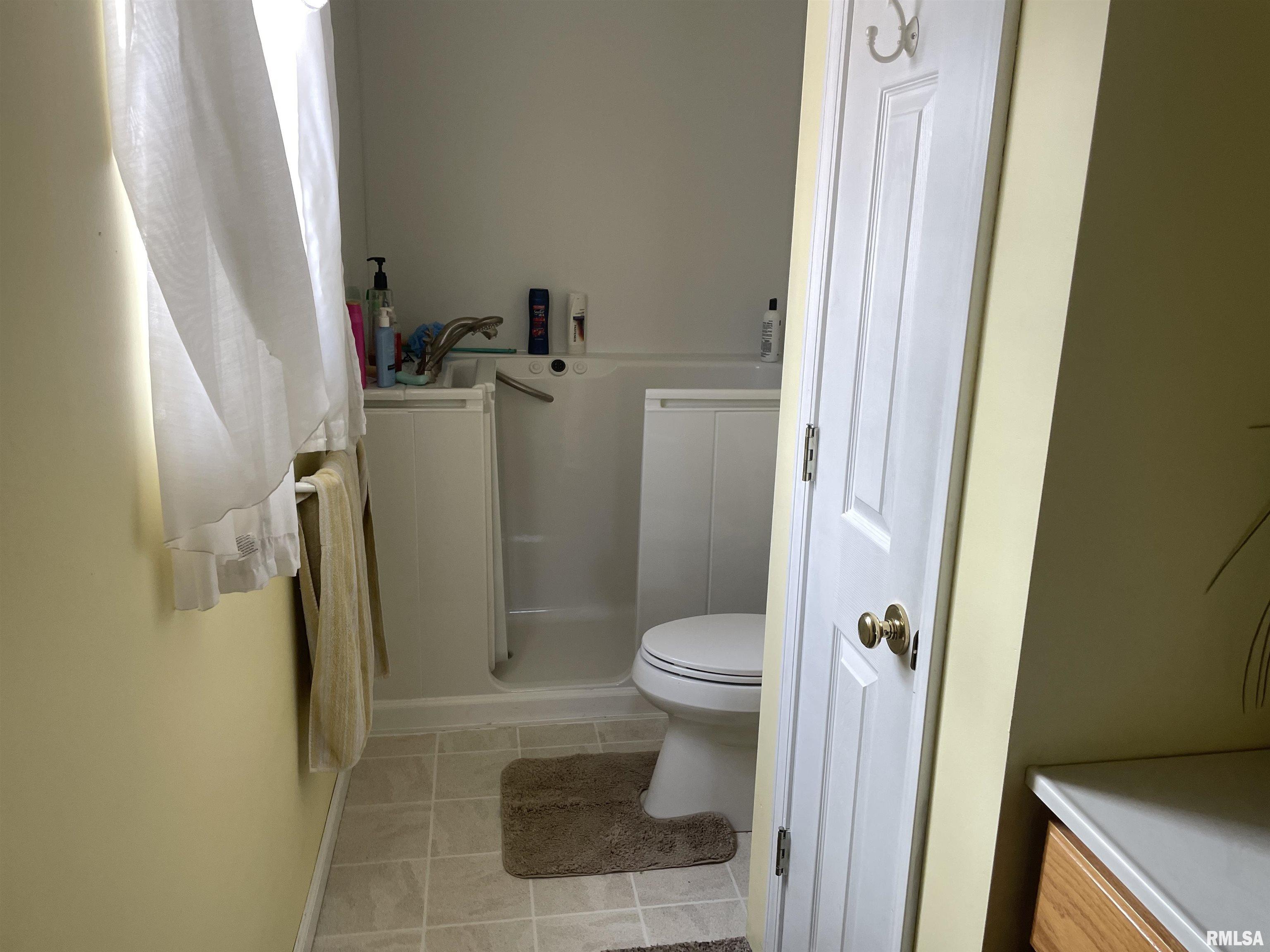 3390 Alum Cave Road Marion, IL 62959 - Photo 8 of 25 Gallery Image 8