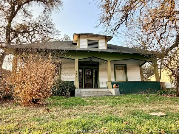 $174,999 | 236 8th Street, Somerville, TX 77879
