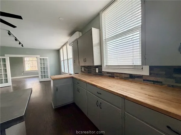 $174,999 | 236 8th Street, Somerville, TX 77879
