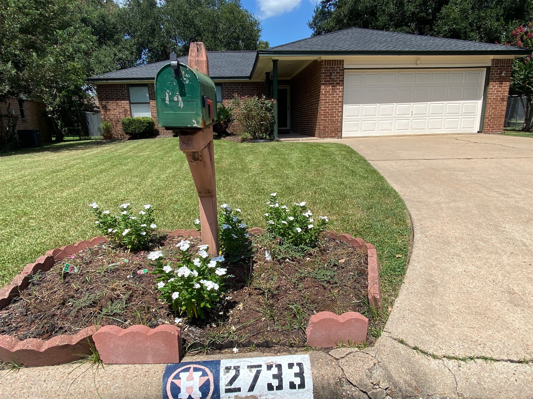 2733 Davis Avenue Rosenberg, TX 77471 - Photo 3 of 45