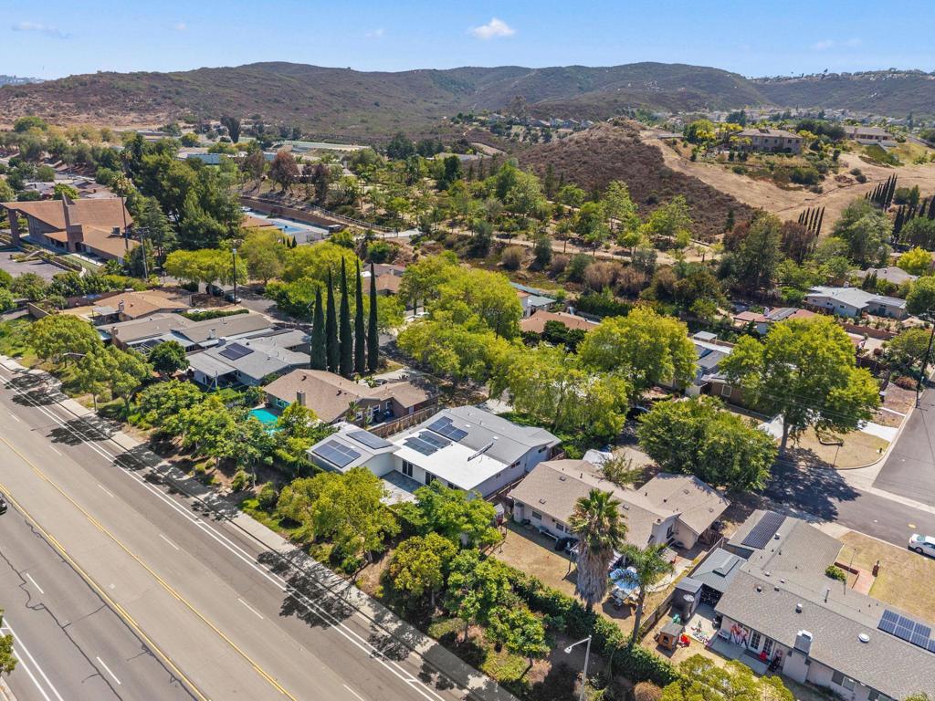 14027 Halper Road Poway, CA 92064 - Photo 37 of 41