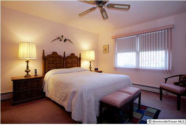 1 Garrett Road Toms River, NJ 08757 - Photo 5 of 16 Additional Photo