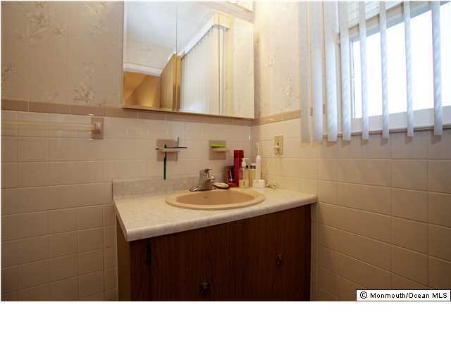 1 Garrett Road Toms River, NJ 08757 - Photo 7 of 16 Additional Photo