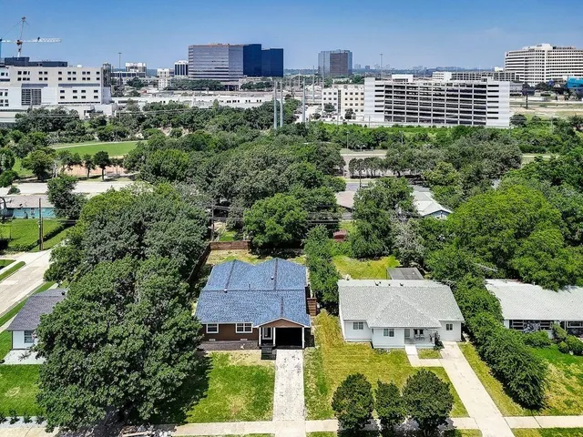 $319,000 | 12111 Galva Drive, Dallas, TX 75243