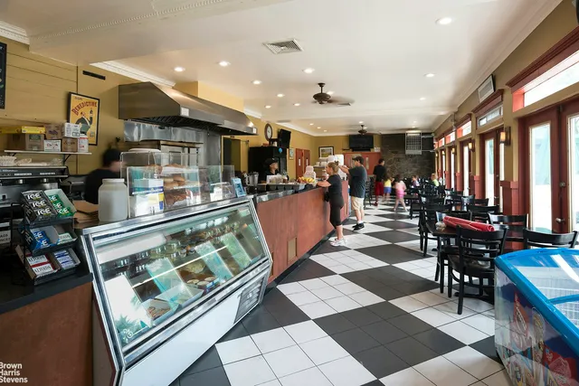 $295,000 | 5800 Arlington Avenue, Unit 7L | North Riverdale