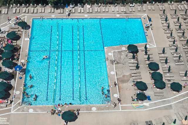 $295,000 | 5800 Arlington Avenue, Unit 7L | North Riverdale