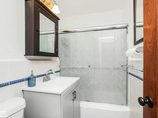 $295,000 | 5800 Arlington Avenue, Unit 7L | North Riverdale