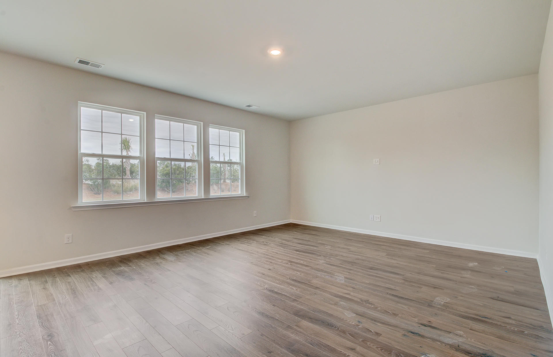 707 Squire Pope Road Summerville, SC 29486 - Photo 4 of 39 4