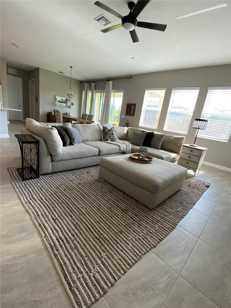1111 Arrowhead Point Road Loxahatchee, FL 33470 - Photo 6 of 23 Family room/dining