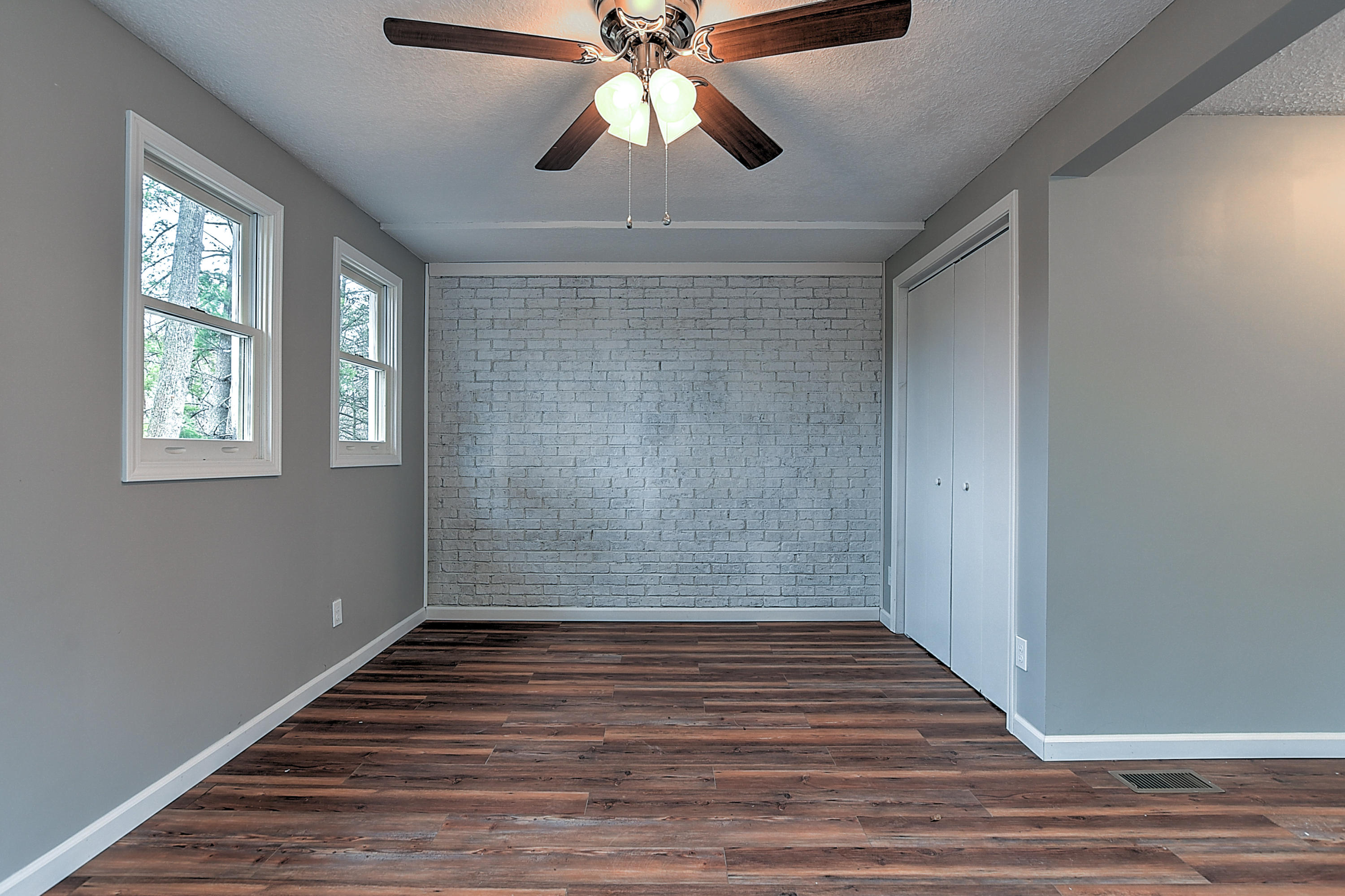 128 West Barton Ridge Road Greeneville, TN 37743 - Photo 17 of 37 128 Barton Ridge-17