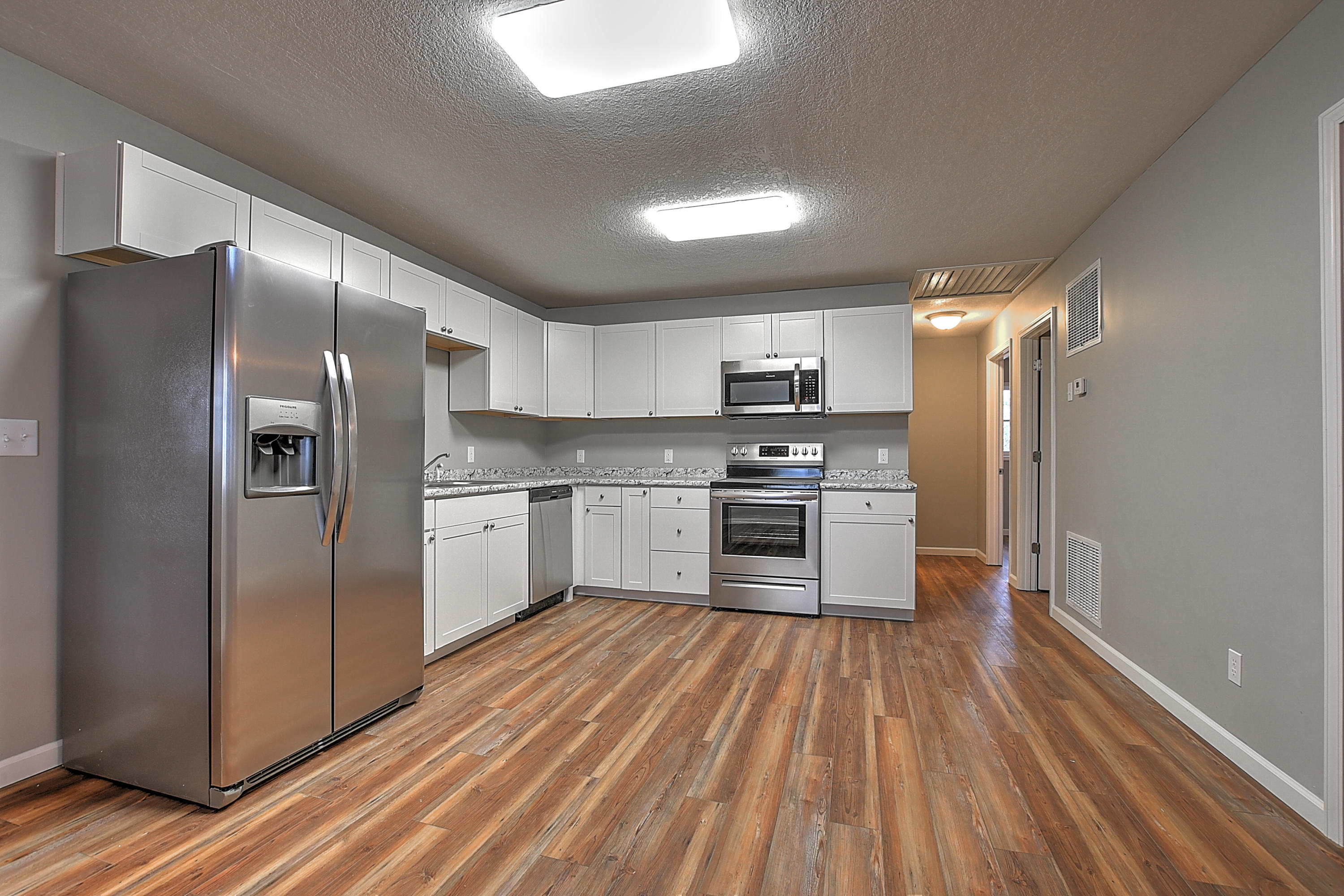 128 West Barton Ridge Road Greeneville, TN 37743 - Photo 8 of 37 128 Barton Ridge-8