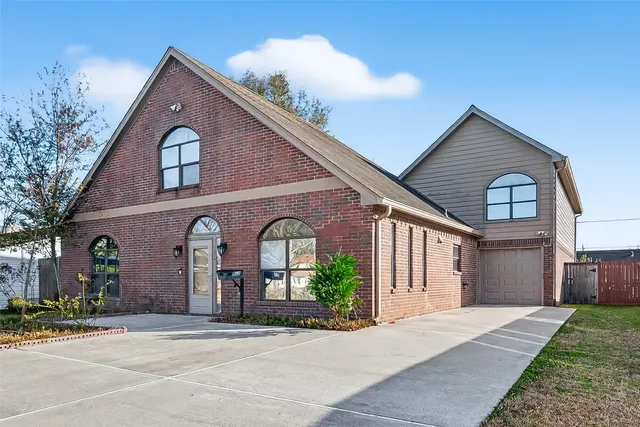 $549,000 | 512 Bertloma Street, Pasadena, TX 77502