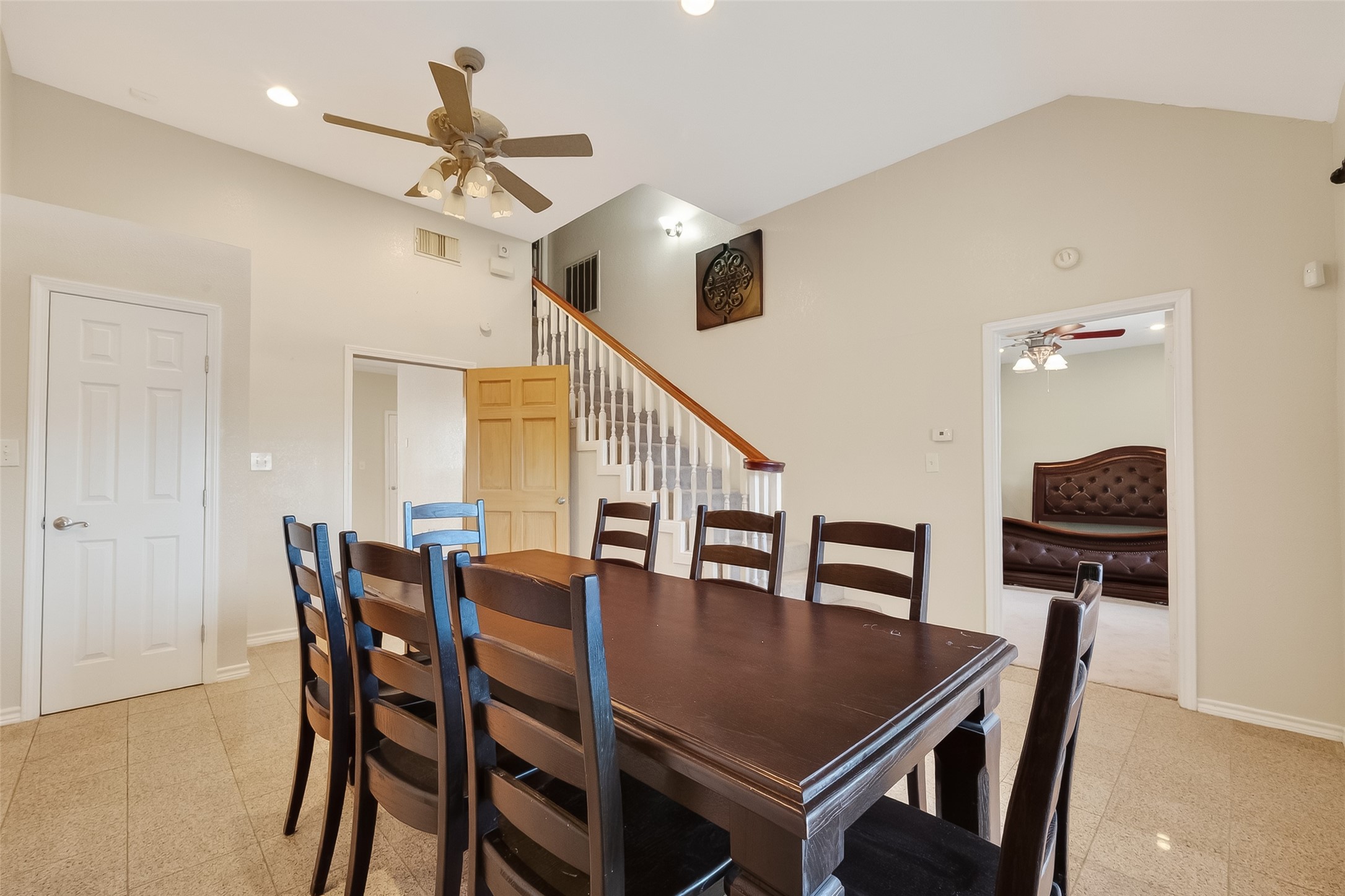 512 Bertloma Street Pasadena, TX 77502 - Photo 17 of 48 2nd living quarters-dinning/kitchen
