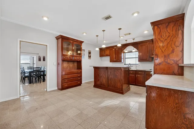 $549,000 | 512 Bertloma Street, Pasadena, TX 77502