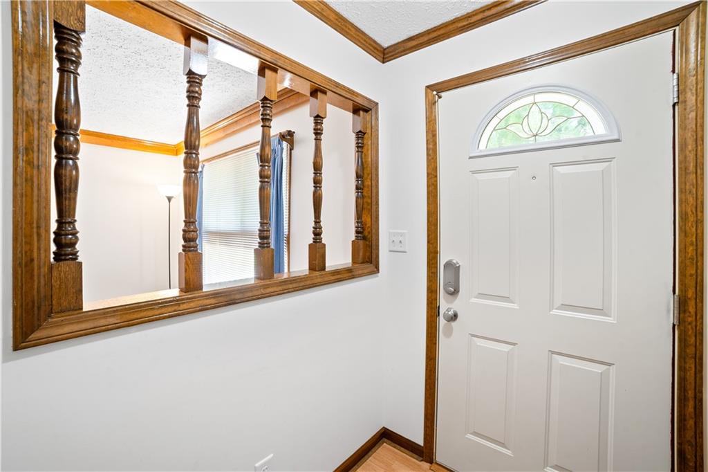 708 Alexander Street Greenwood, IN 46143 - Photo 7 of 33