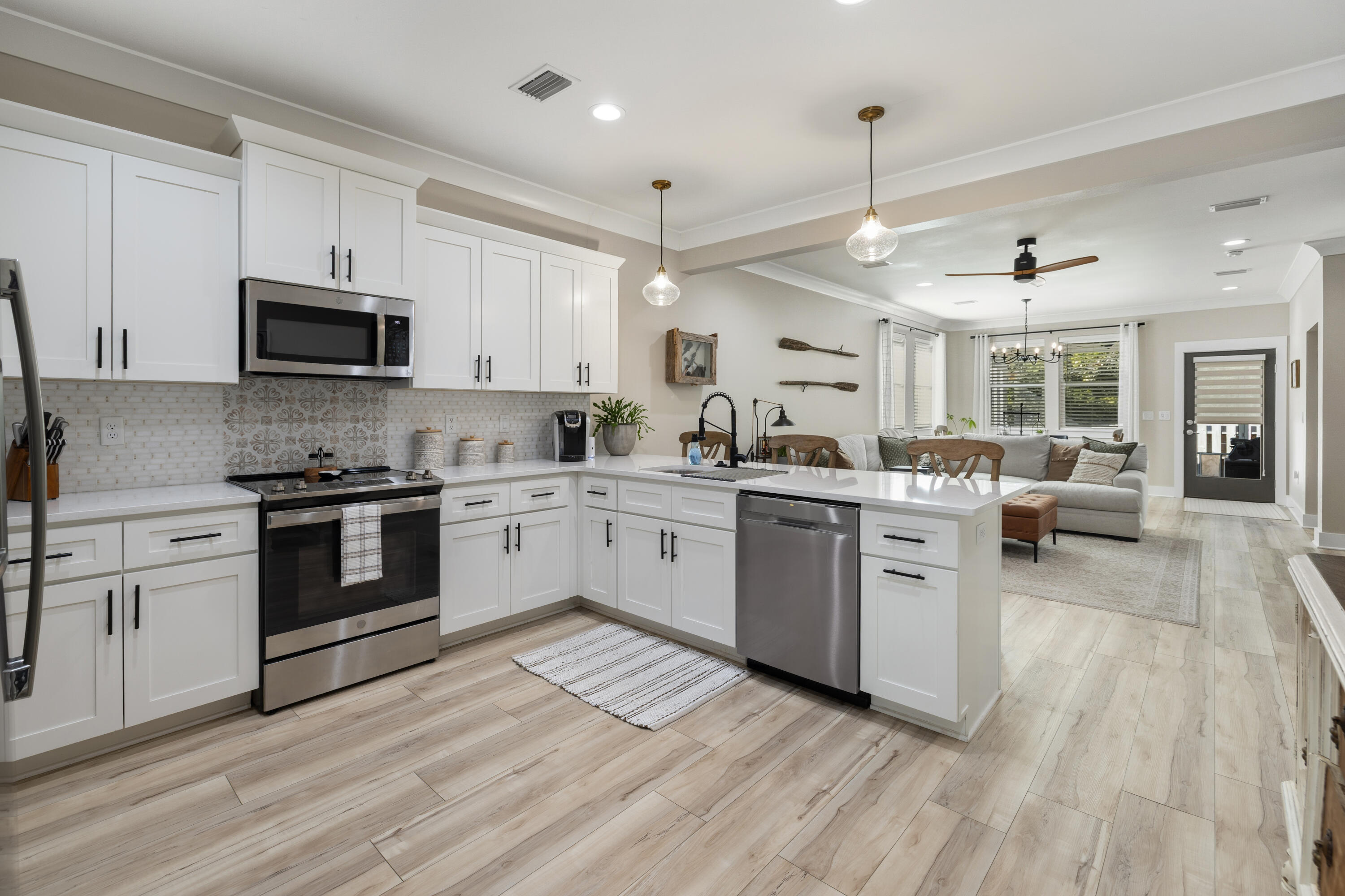 246 Marsh Landing North Freeport, FL 32439 - Photo 12 of 50 11