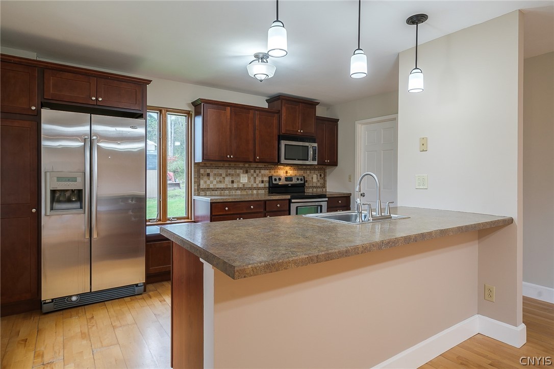6894 New State Rte 31 Warners, NY 13164 - Photo 4 of 37 Gallery Image 4