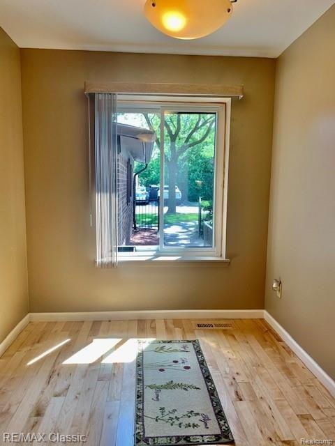 32111 West 12 Mile Road Farmington Hills, MI 48334 - Photo 41 of 64