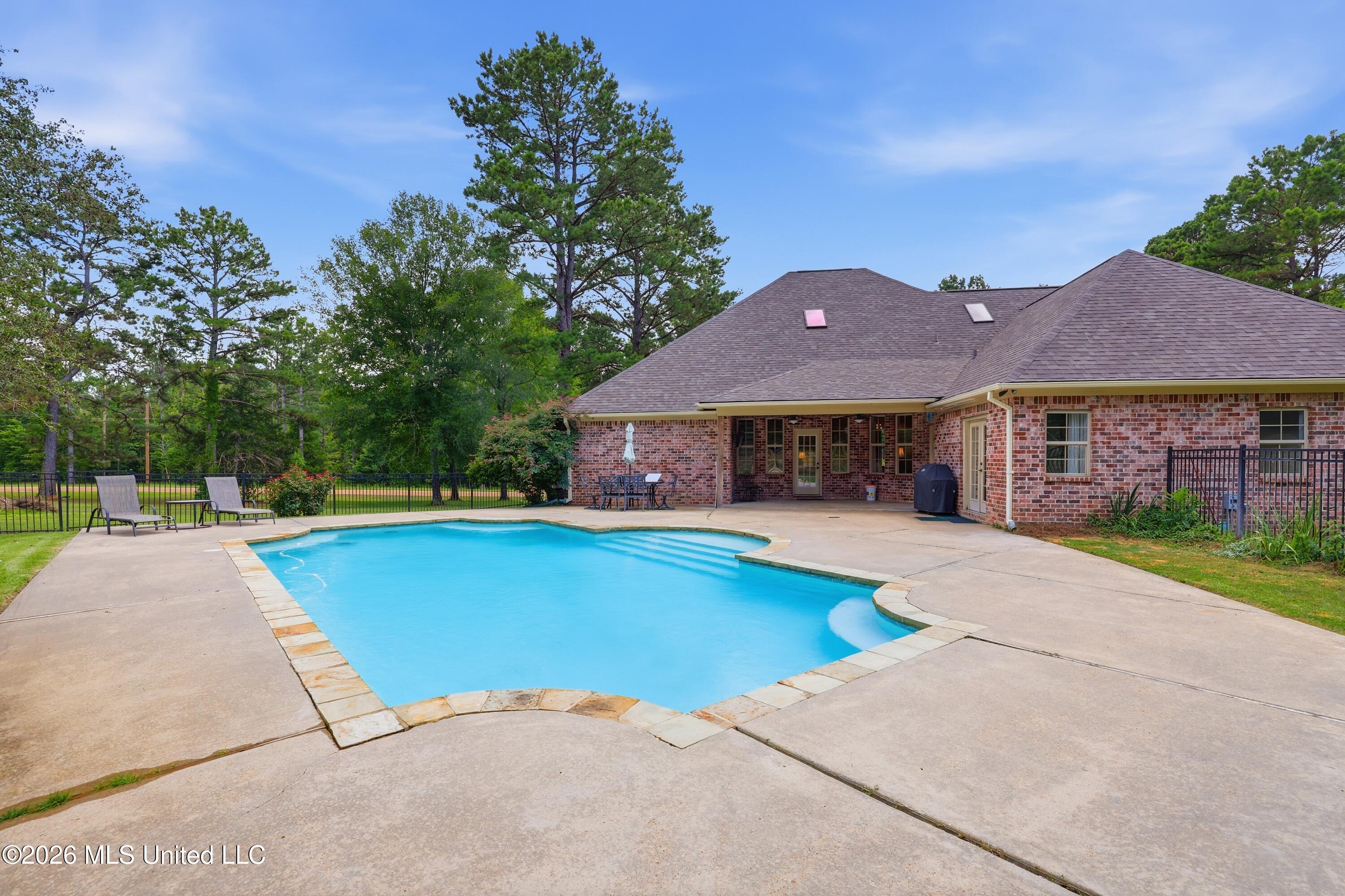 5570 Williamson Road Clinton, MS 39056 - Photo 32 of 47 44-5570 Williamson Rd _ Hometoursms.com