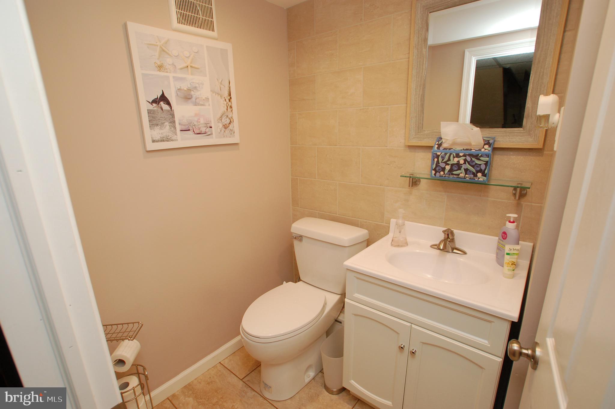 12424 Wyndom Road Philadelphia, PA 19154 - Photo 17 of 27