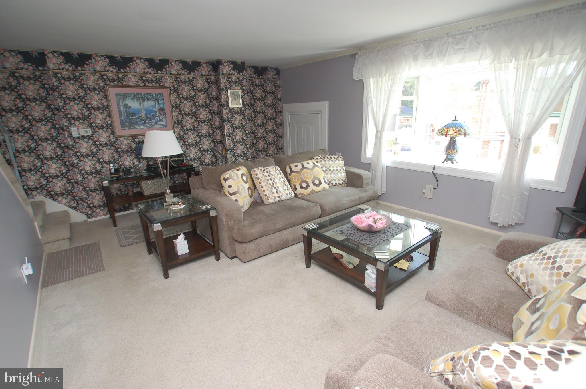 12424 Wyndom Road Philadelphia, PA 19154 - Photo 9 of 27