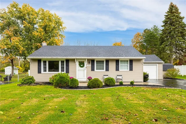 $199,900 | 1326 Manitou Road, Greece, NY 14468