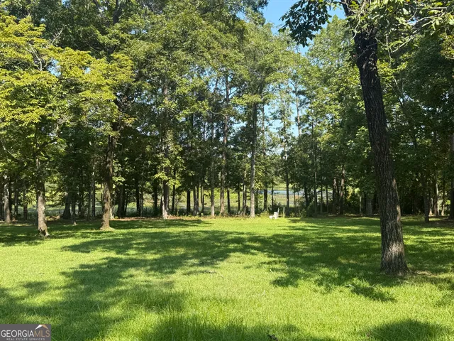 a view of a house with street view