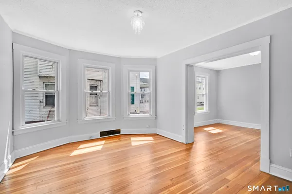 $2,400 | 42 Hartford Avenue, Enfield, CT 06082