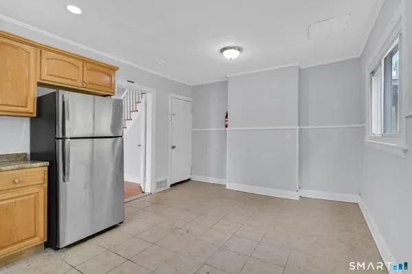 $2,400 | 42 Hartford Avenue, Enfield, CT 06082