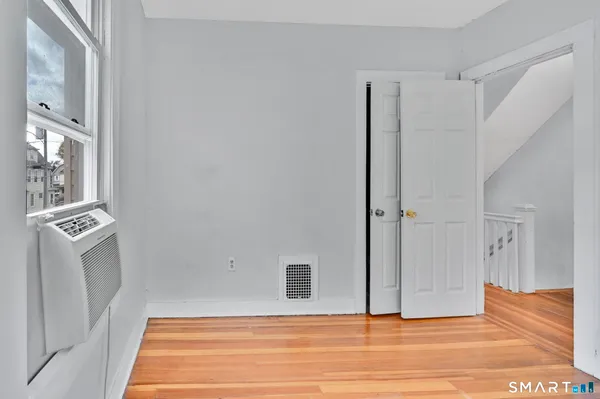 $2,400 | 42 Hartford Avenue, Enfield, CT 06082