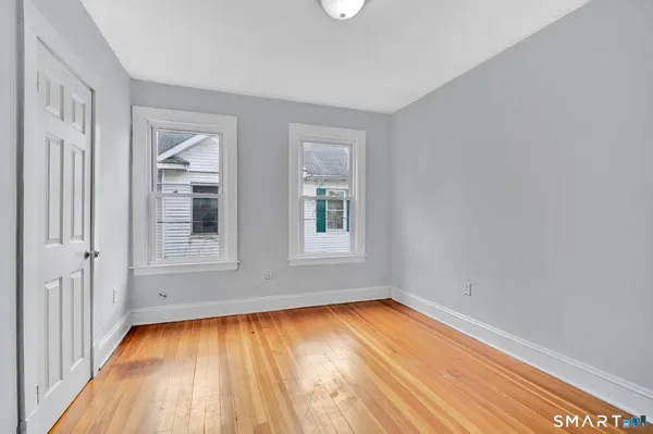 $2,400 | 42 Hartford Avenue, Enfield, CT 06082