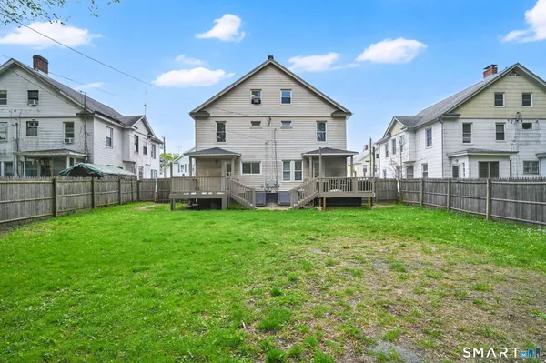 $2,400 | 42 Hartford Avenue, Enfield, CT 06082