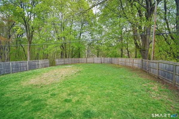 $2,400 | 42 Hartford Avenue, Enfield, CT 06082