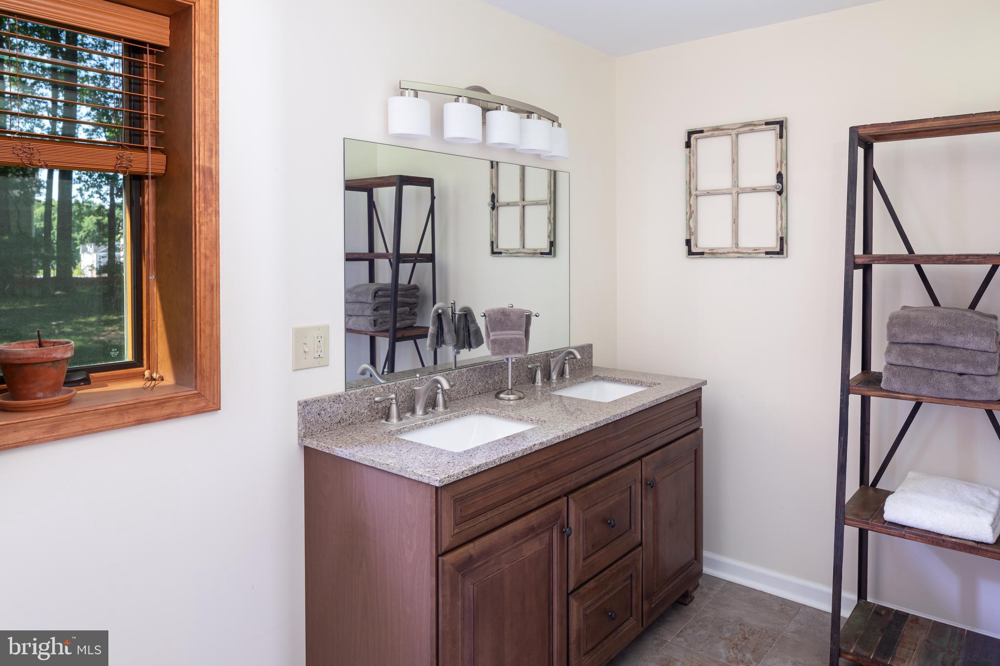 4105 Edges Mill Road Downingtown, PA 19335 - Photo 33 of 60 Primary En Suite Bathroom