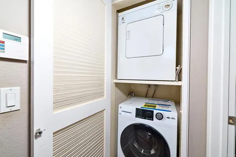 $899,000 | 11518 Madera Rosa Way, San Diego, CA 92124