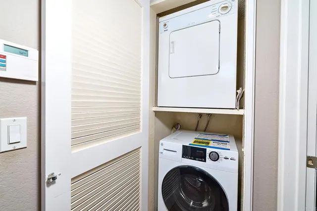 $899,000 | 11518 Madera Rosa Way, San Diego, CA 92124