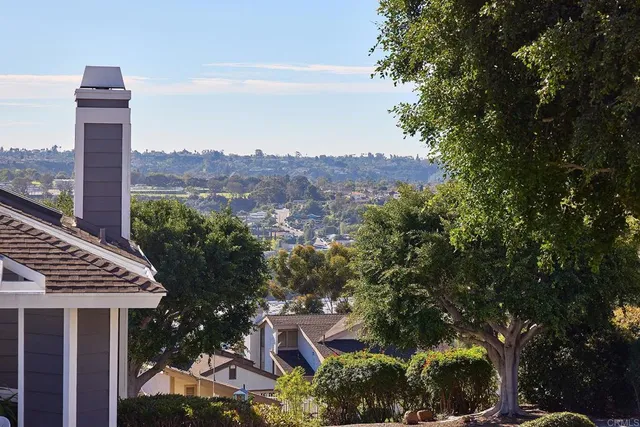 $899,000 | 11518 Madera Rosa Way, San Diego, CA 92124