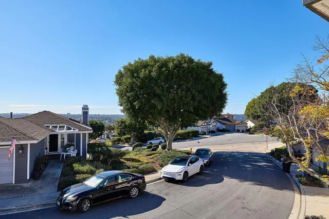 $899,000 | 11518 Madera Rosa Way, San Diego, CA 92124